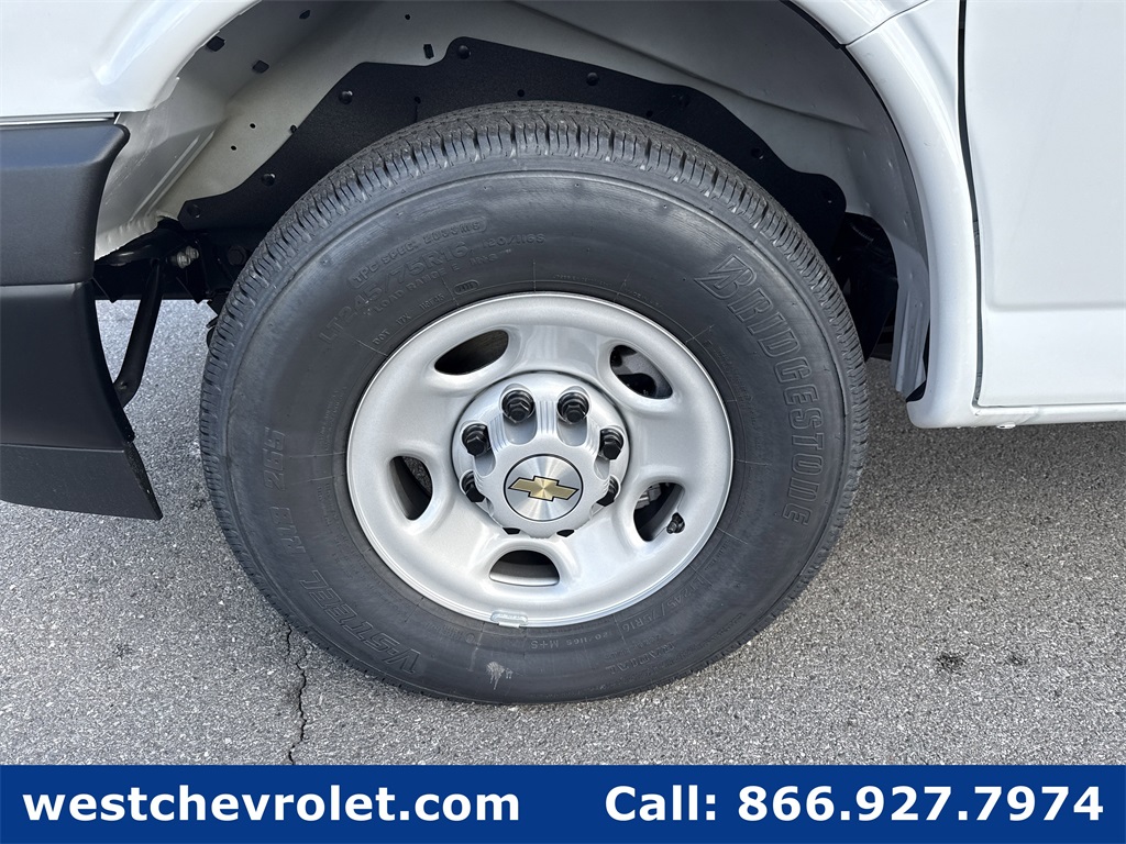 New 2025 Chevrolet Express 2500 Empty Cargo Van - photo 9