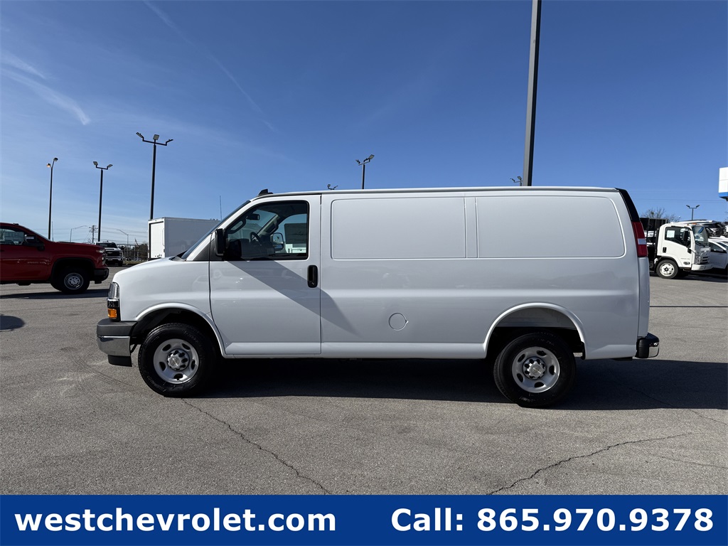 New 2025 Chevrolet Express 2500 Empty Cargo Van - photo 32