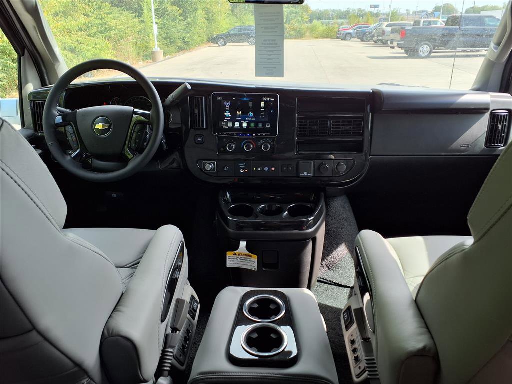 New 2025 Chevrolet Express 2500 Empty Cargo Van - photo 3
