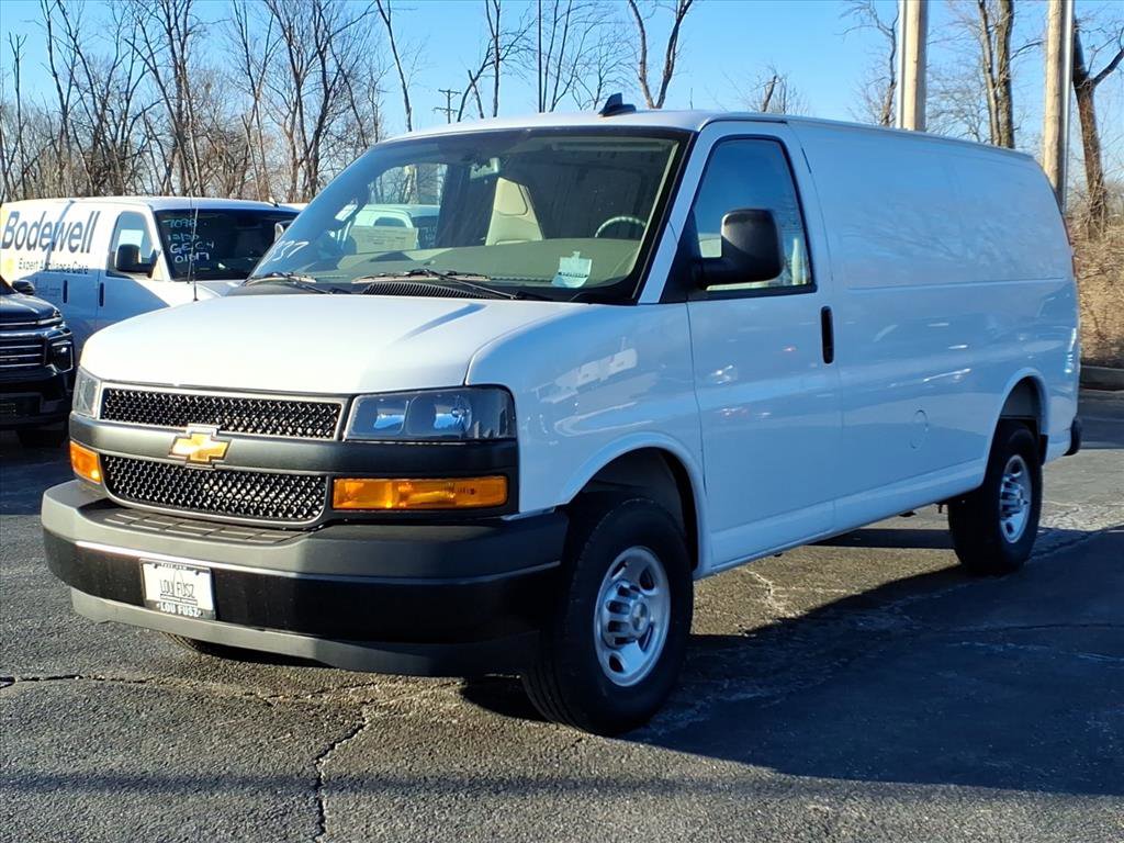 New 2025 Chevrolet Express 2500 - photo 2