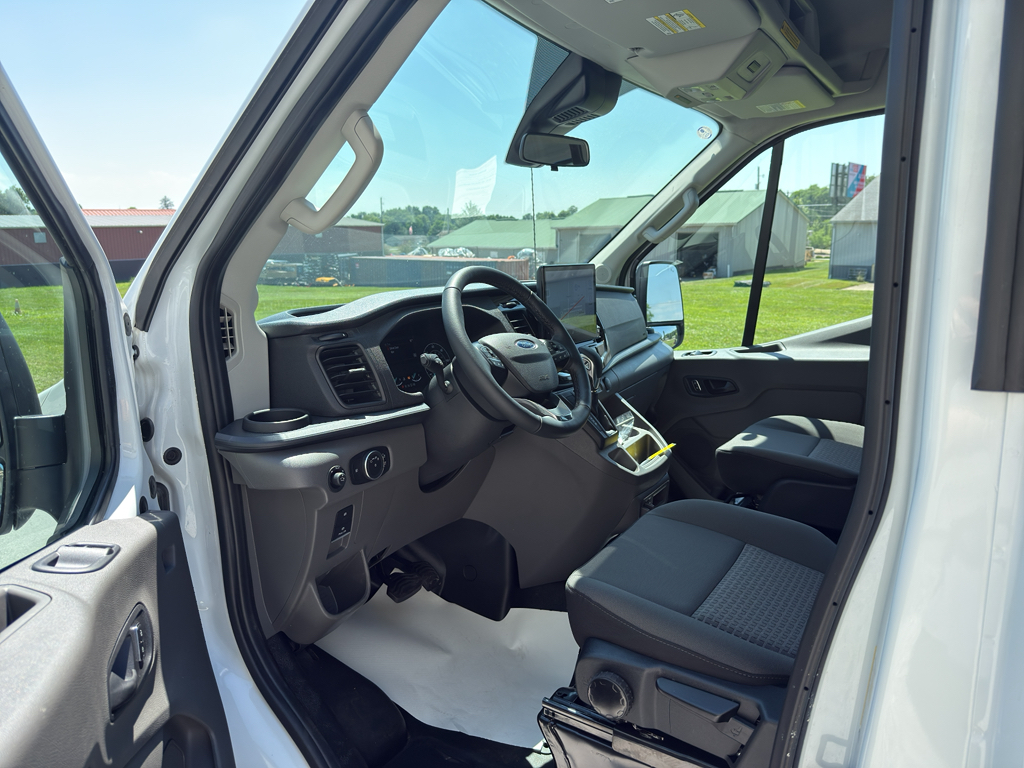 Used 2024 Ford Transit 350 Medium Roof AWD Empty Cargo Van - photo 6