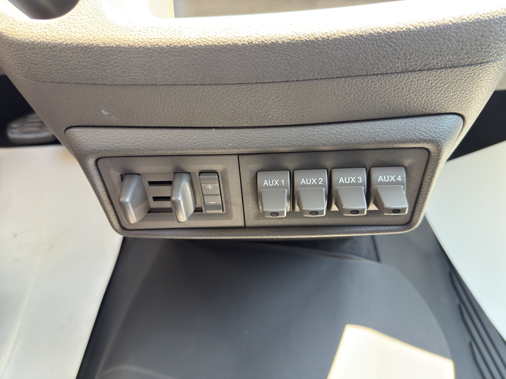 Used 2024 Ford Transit 350 Medium Roof AWD Empty Cargo Van - photo 21