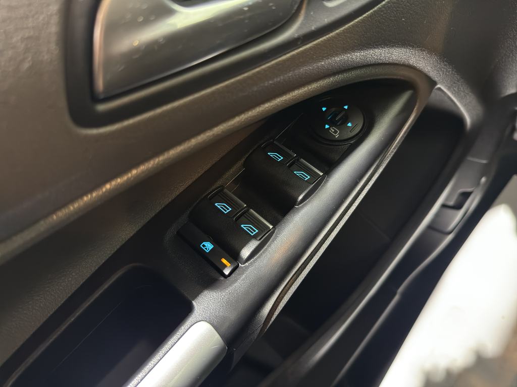 Used 2020 Ford Transit Connect Empty Cargo Van - photo 11