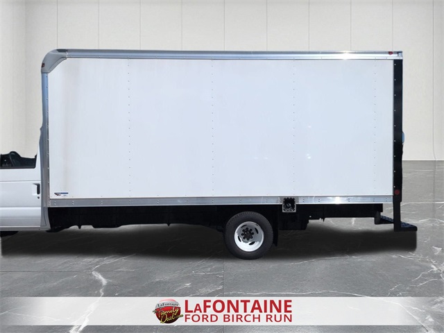 New 1996 Ford E-450 Cutaway - photo 3