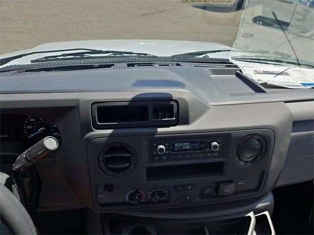 New 1996 Ford E-450 Cutaway - photo 39