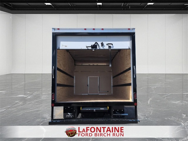 New 1996 Ford E-450 Cutaway - photo 6