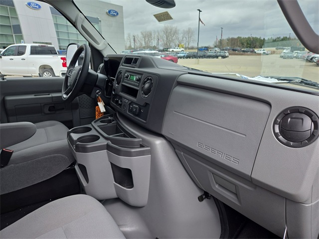 New 1996 Ford E-450 Cutaway - photo 24