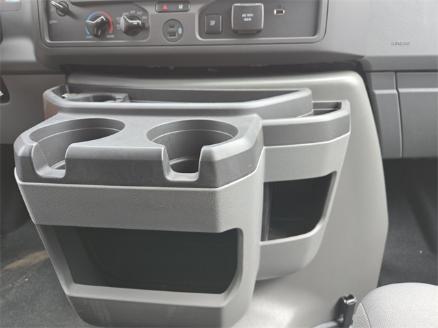New 1996 Ford E-450 Cutaway - photo 39