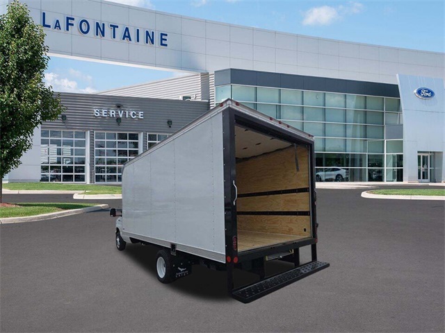 New 1996 Ford E-450 Cutaway - photo 51