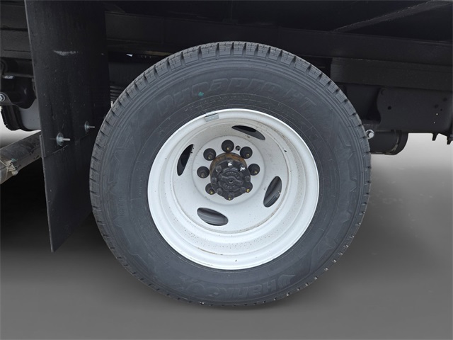 New 1996 Ford E-450 Cutaway - photo 55