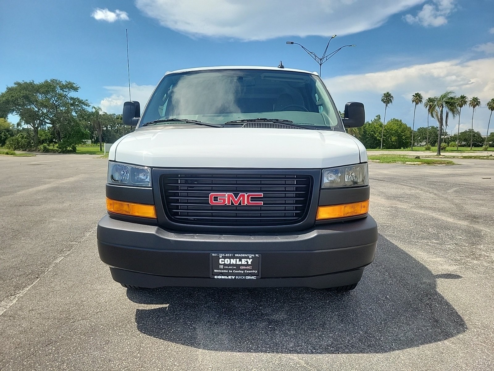 New 2025 GMC Savana 2500 Empty Cargo Van - photo 3