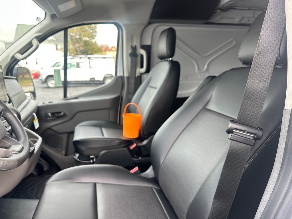 New 2026 Ford Transit 250 Low Roof Empty Cargo Van - photo 33