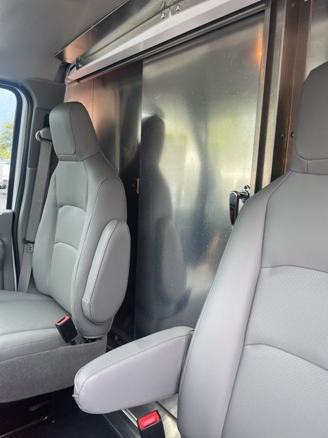 New 2026 Ford E-350 Cutaway - photo 10