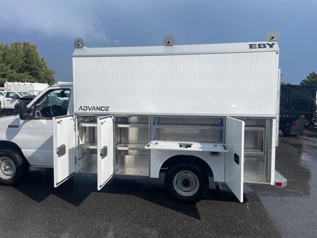New 2026 Ford E-350 Cutaway - photo 8