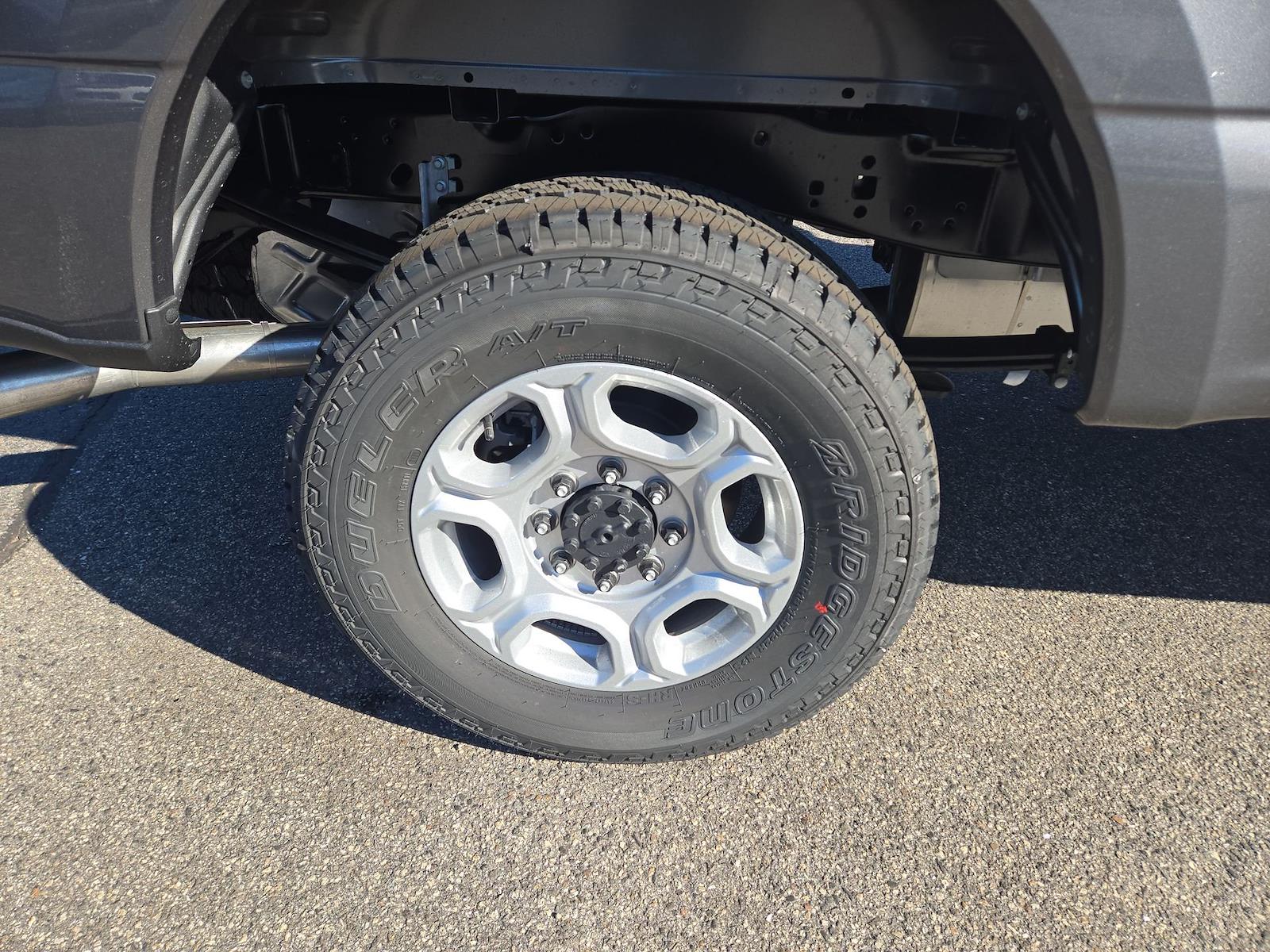 New 2026 Ford F-250 - photo 2
