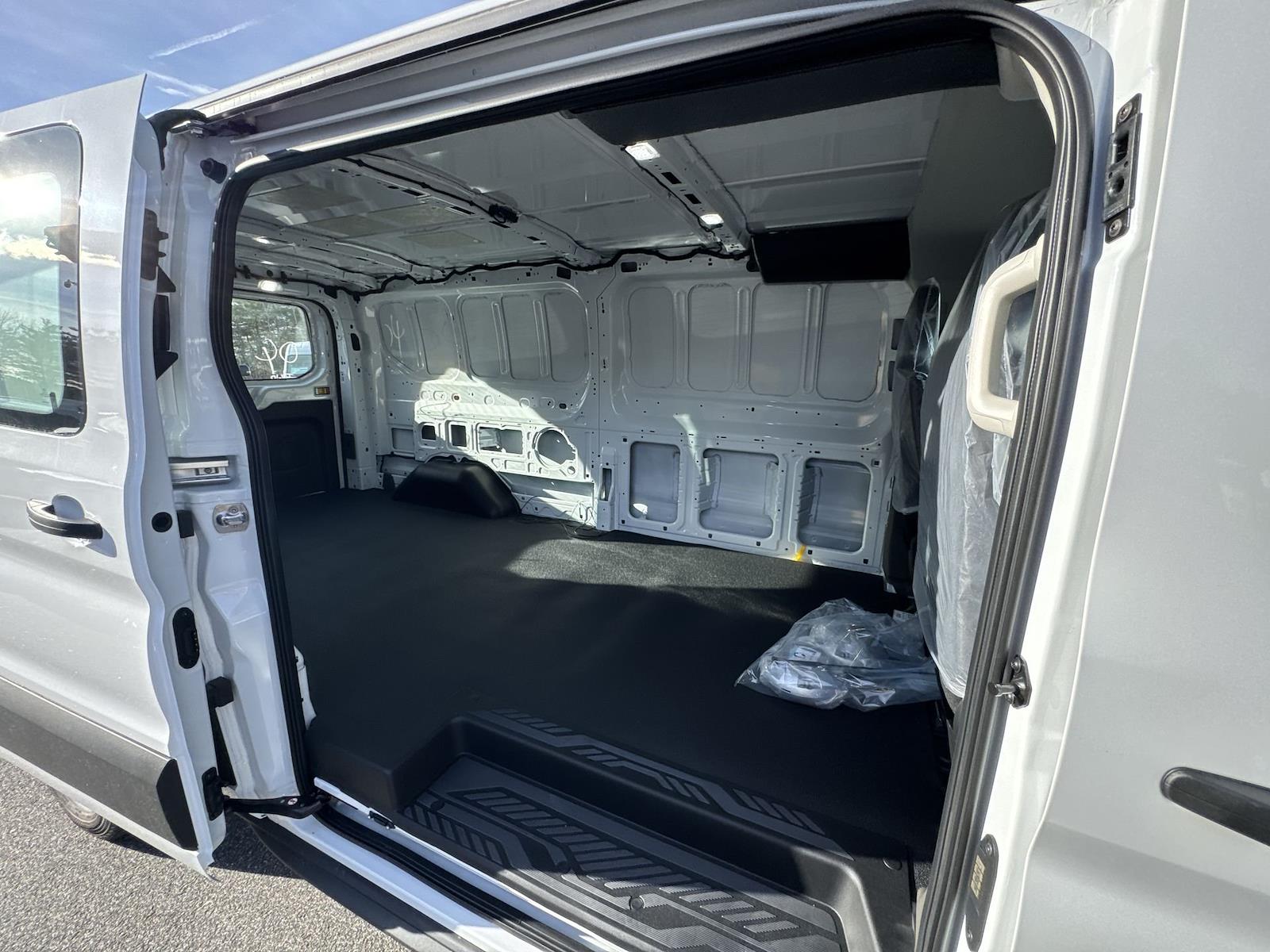 New 2026 Ford Transit 250 Low Roof Empty Cargo Van - photo 4