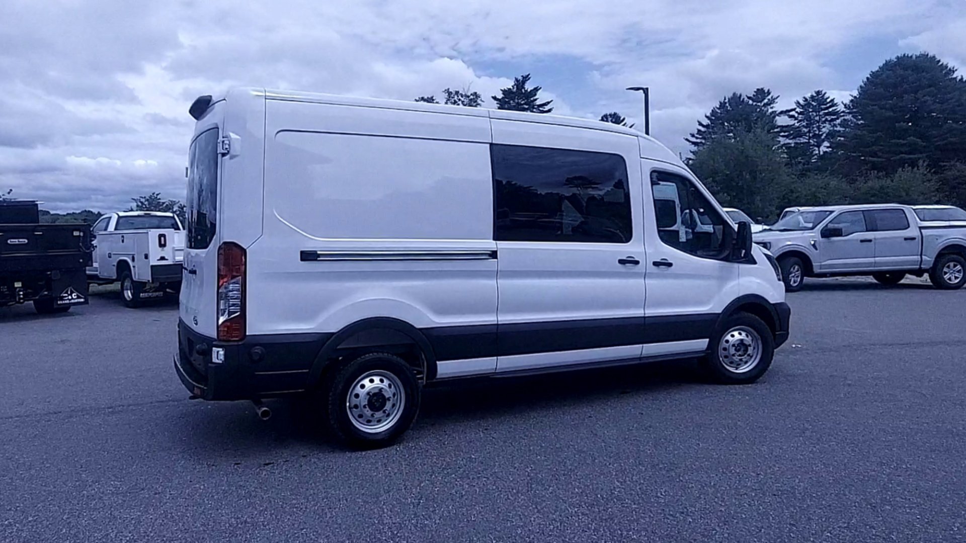 New 2026 Ford Transit 250 Medium Roof Empty Cargo Van - photo 9