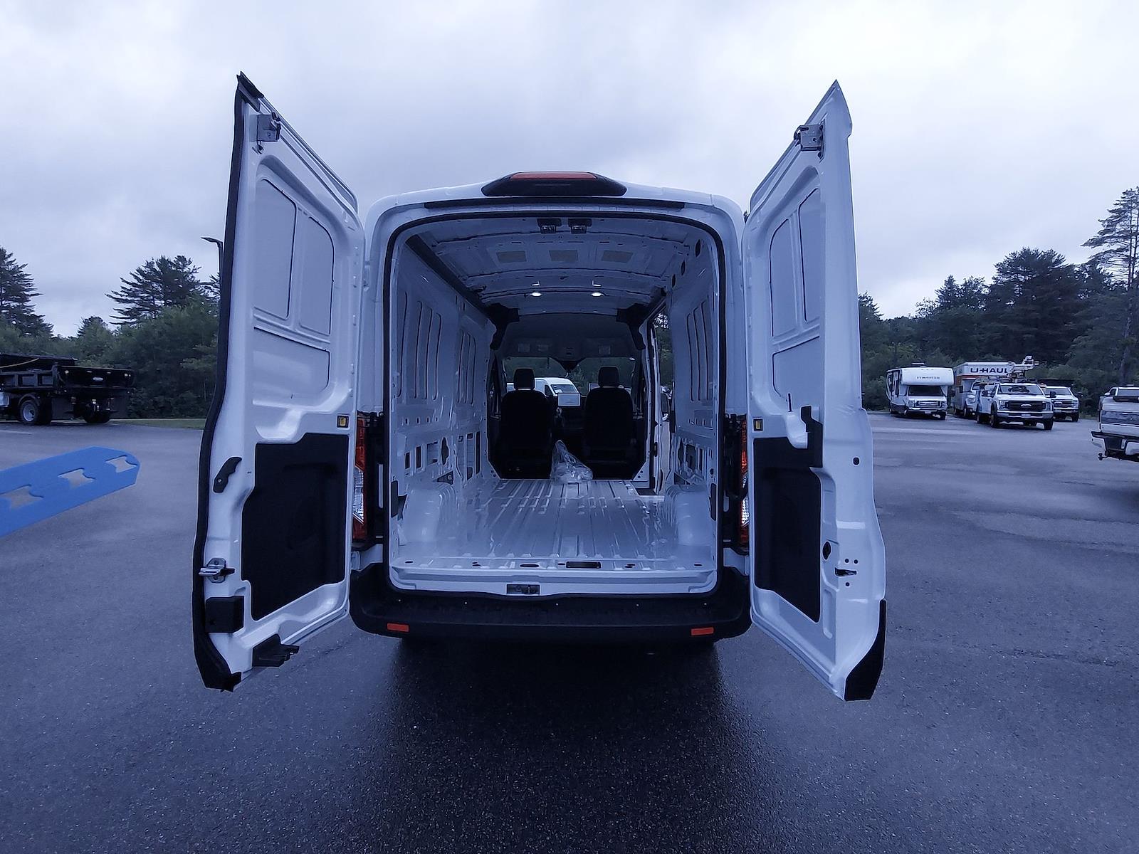 New 2026 Ford Transit 250 Medium Roof Empty Cargo Van - photo 3