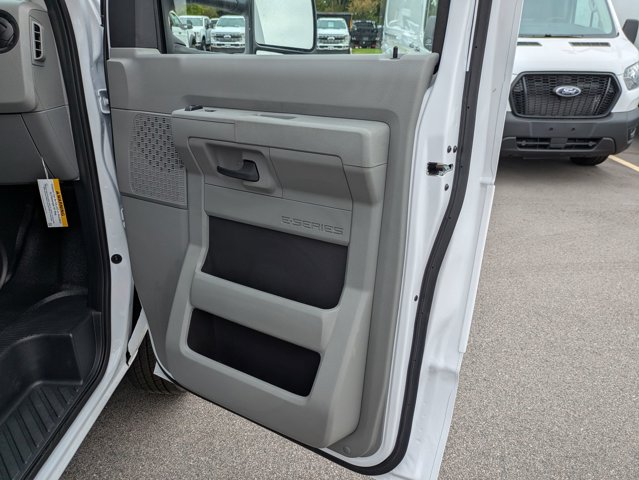 New 2026 Ford E-350 Cutaway - photo 31