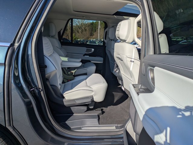 New 2026 Ford Expedition MAX Platinum - photo 32