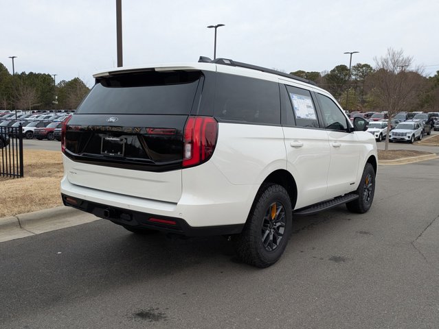 New 2026 Ford Expedition - photo 2