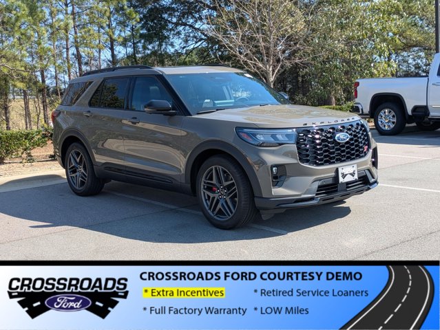 New 2026 Ford Explorer - photo 2