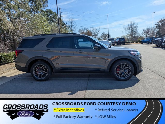 New 2026 Ford Explorer ST - photo 3