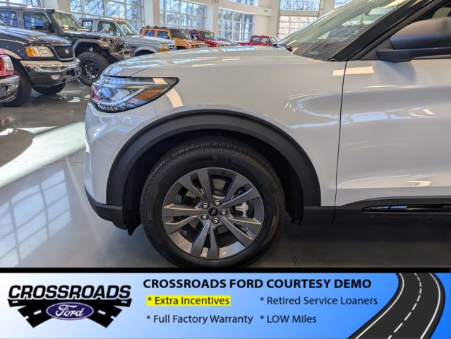 New 2026 Ford Explorer ACTIV - photo 9