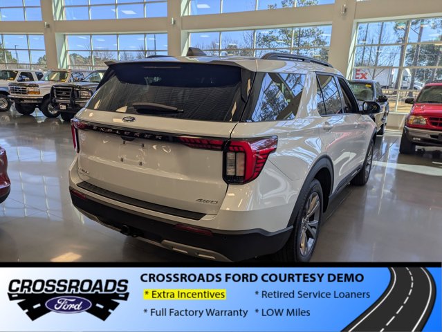 New 2026 Ford Explorer - photo 2