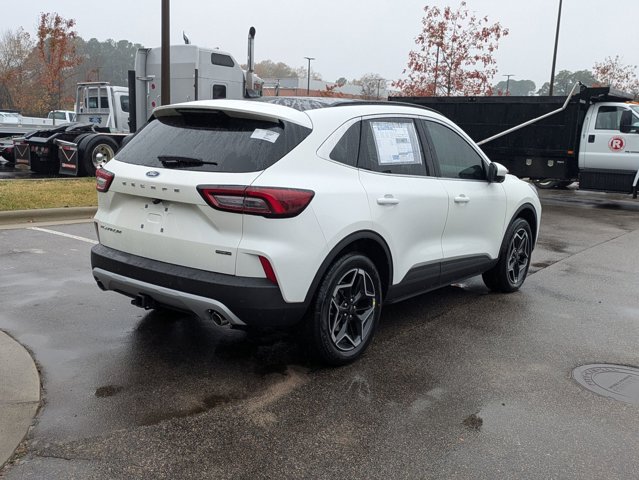 New 2026 Ford Escape Platinum - photo 3