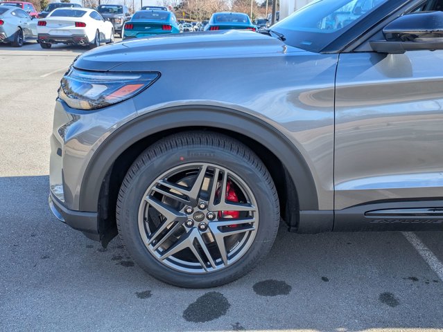 New 2026 Ford Explorer ST - photo 9
