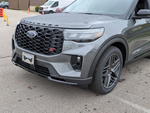 New 2026 Ford Explorer ST - photo 8