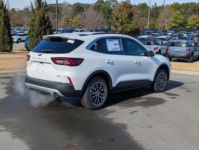 New 2026 Ford Escape - photo 3
