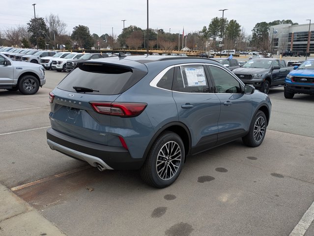 New 2026 Ford Escape - photo 3