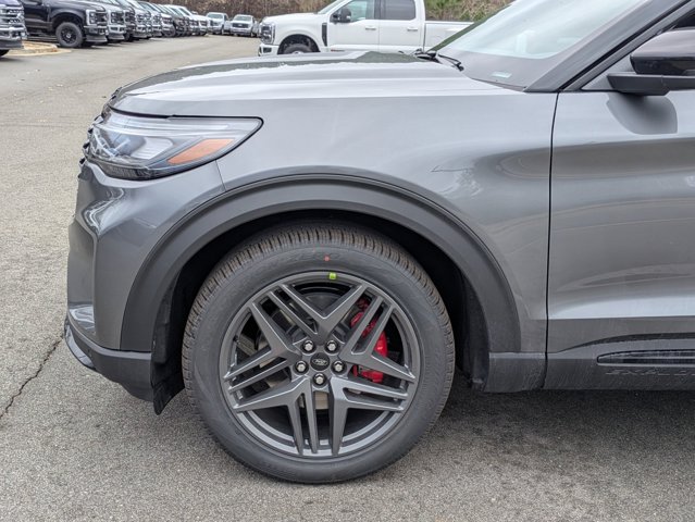 New 2026 Ford Explorer ST - photo 9