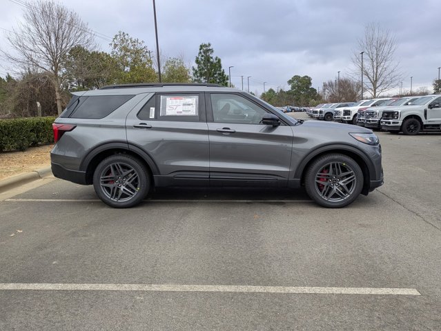 New 2026 Ford Explorer - photo 1