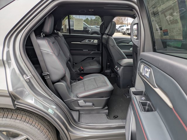 New 2026 Ford Explorer ST - photo 32