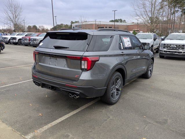 New 2026 Ford Explorer - photo 2