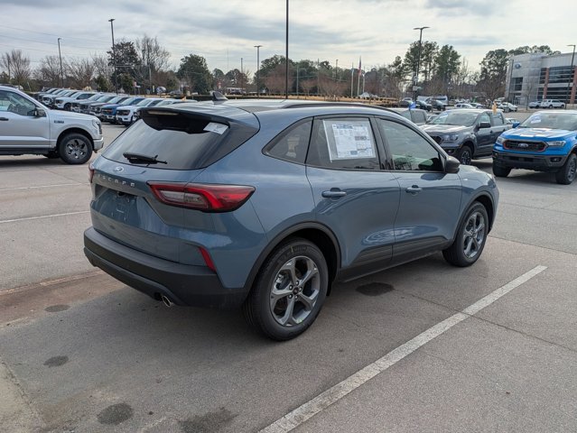 New 2026 Ford Escape ST-Line - photo 4