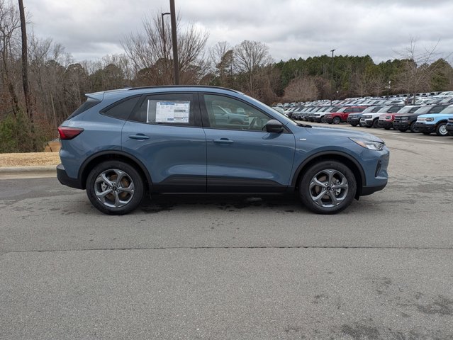 New 2026 Ford Escape - photo 2