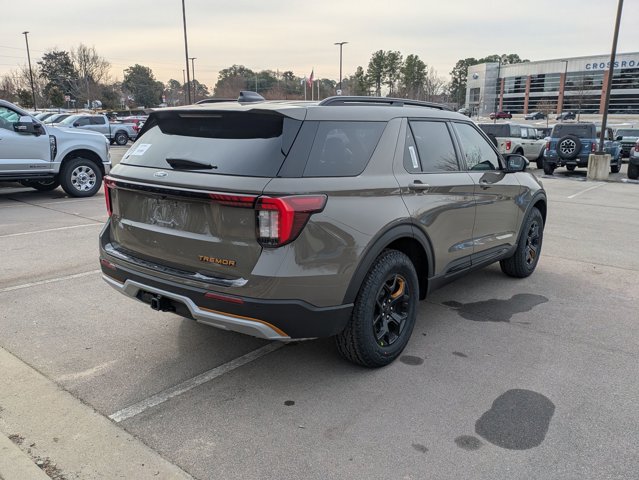 New 2026 Ford Explorer - photo 2