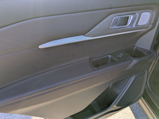 New 2026 Ford Explorer Platinum - photo 27