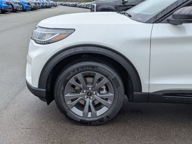 New 2026 Ford Explorer ACTIV - photo 9