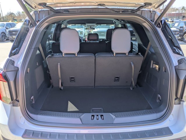 New 2026 Ford Explorer ST-Line - photo 33