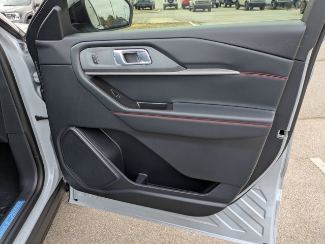 New 2026 Ford Explorer ST-Line - photo 40