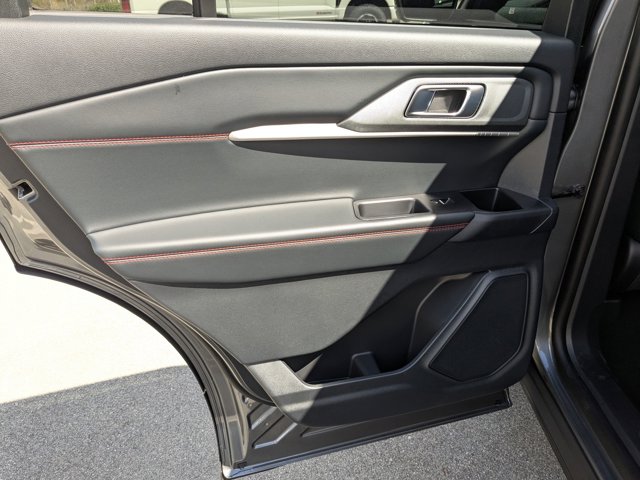 New 2026 Ford Explorer ST-Line - photo 30