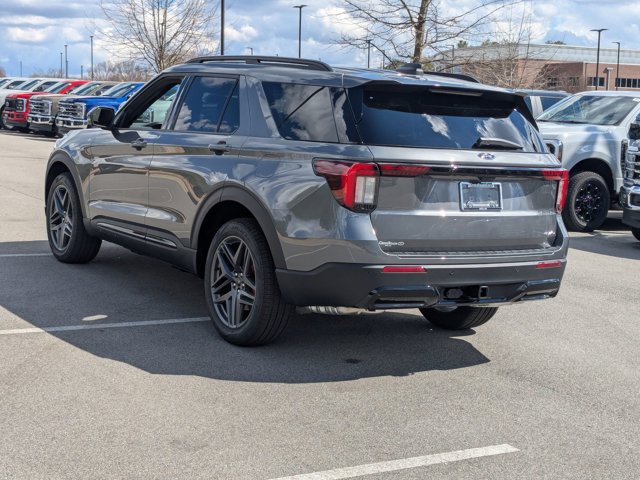 New 2026 Ford Explorer ST-Line - photo 6