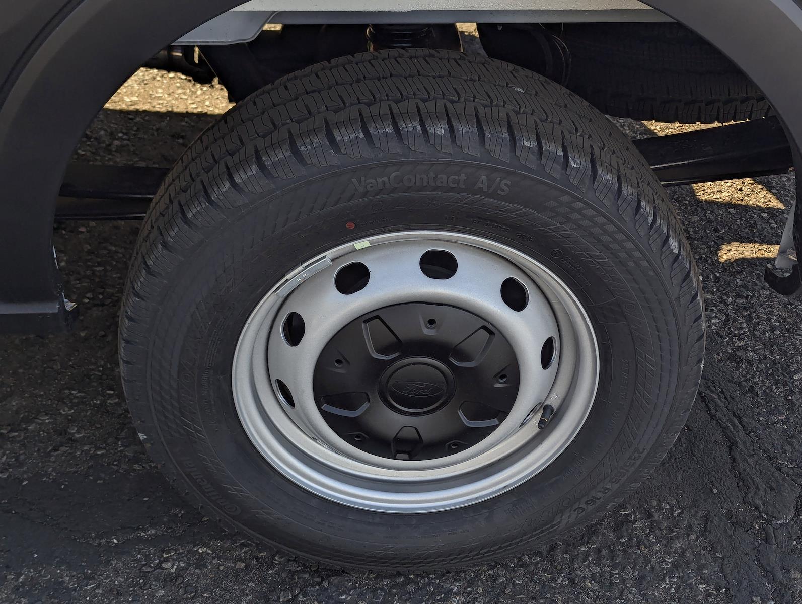 New 2026 Ford Transit 250 Medium Roof Empty Cargo Van - photo 4