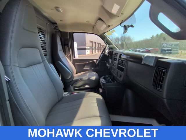 New 2025 Chevrolet Express 3500 Empty Cargo Van - photo 14