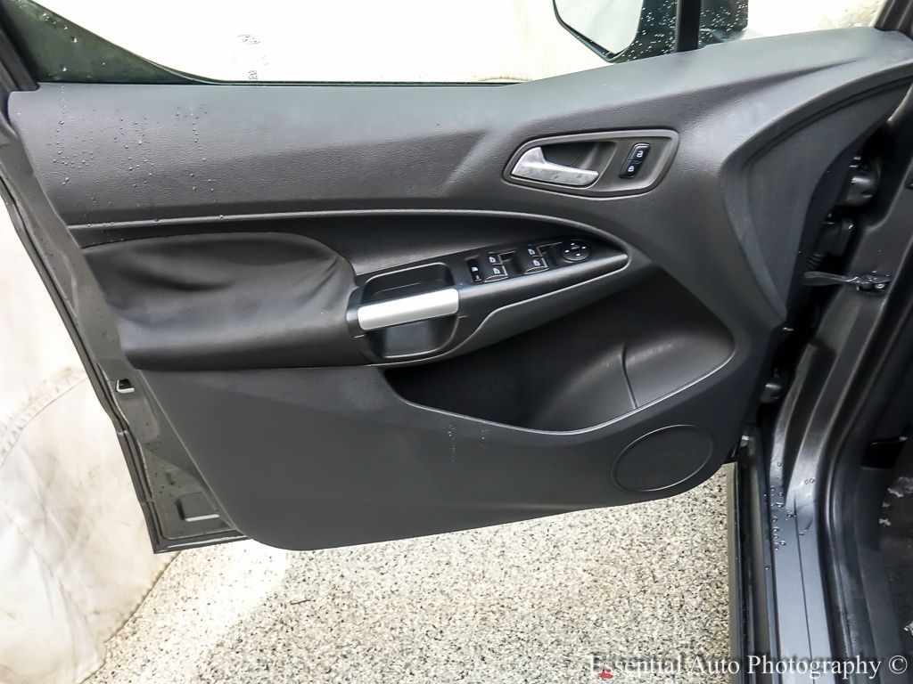 Used 2016 Ford Transit Connect Empty Cargo Van - photo 18